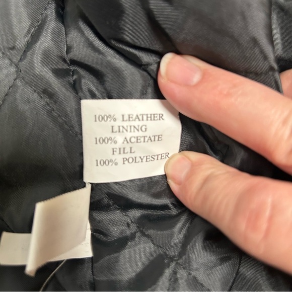 Vintage American Hide & Leather Men's Classic Black Leather Jacket - Picture 11 of 15